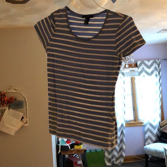 Shirt - Picture 2 of 3